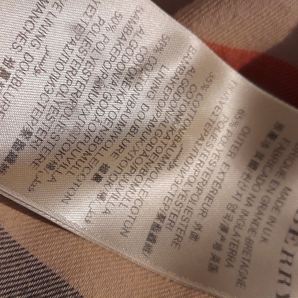 Burberry trench coat - Picture 6 of 11